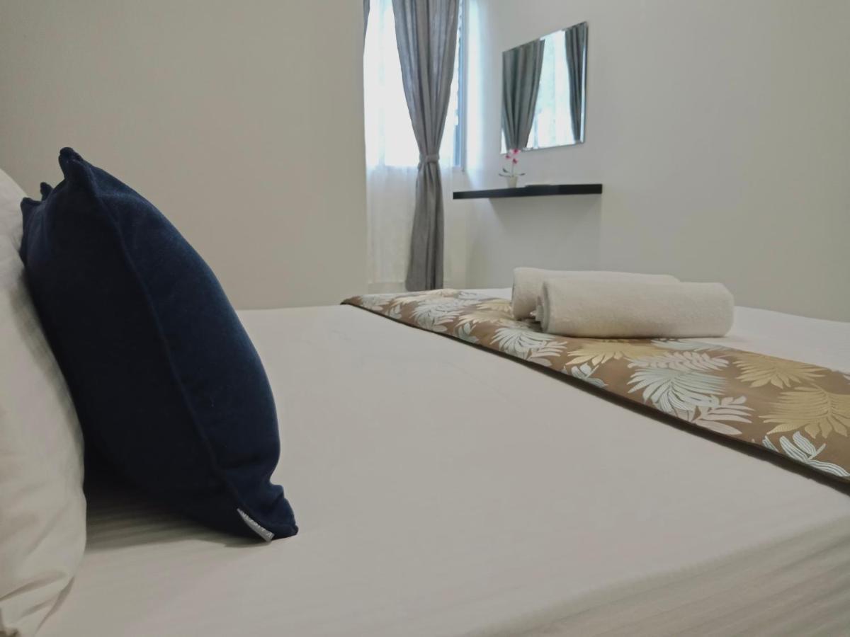 The Serene Homestay, Петалинг Джая Екстериор снимка